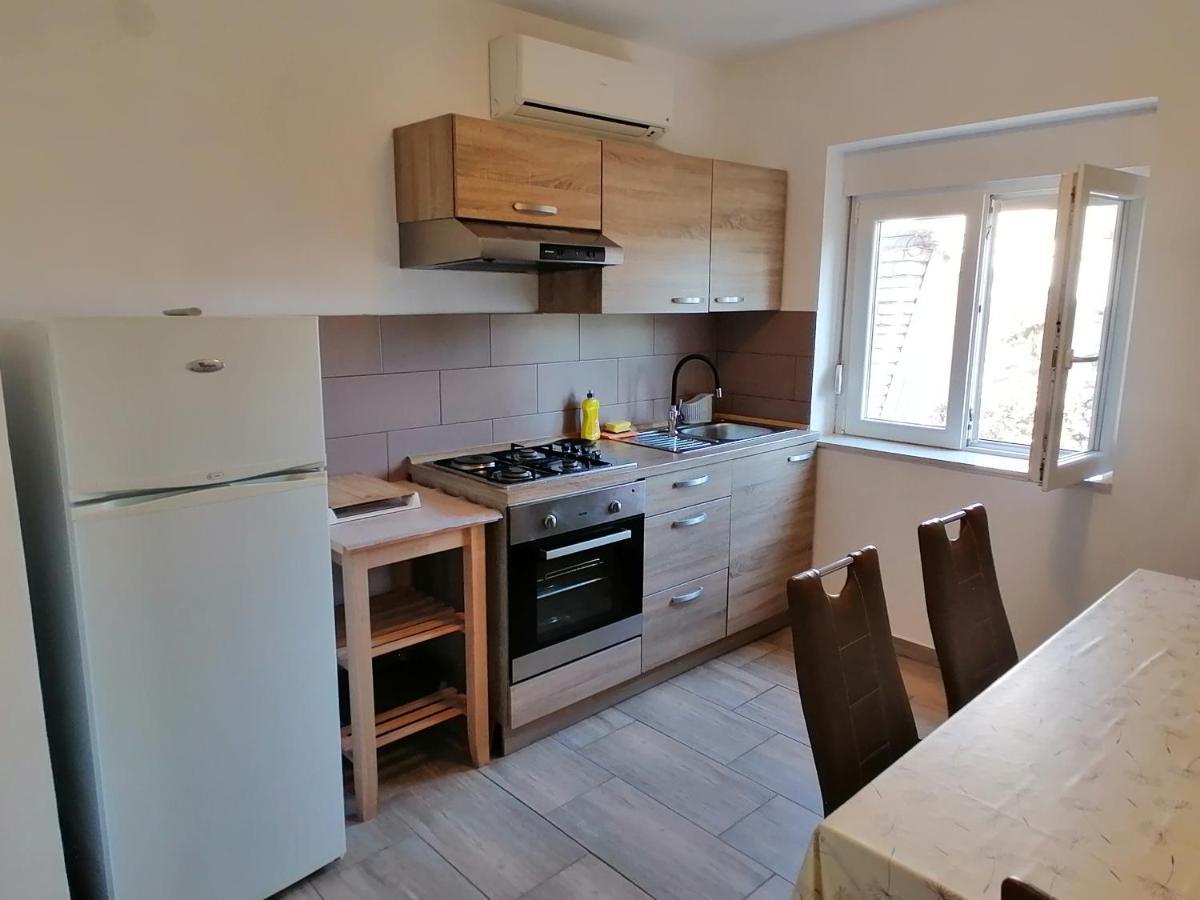 Apartman 2 Punta Pakoštane Екстериор снимка